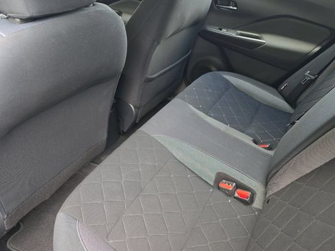 Used 2020 Nissan Kicks SV w/ Exterior Package FWD image 12
