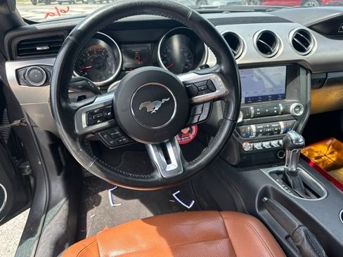 Used 2020 Ford Mustang Premium RWD image 11