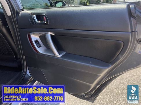 Used 2009 Subaru Outback 2.5i Limited AWD/4WD image 15