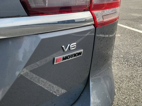 Used 2018 Volkswagen Atlas SEL Premium image 21