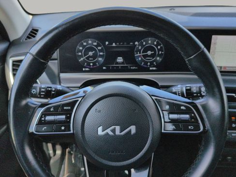 Certified 2024 Kia Seltos EX AWD/4WD image 32