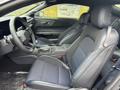 New 2025 Ford Mustang Dark Horse image 10