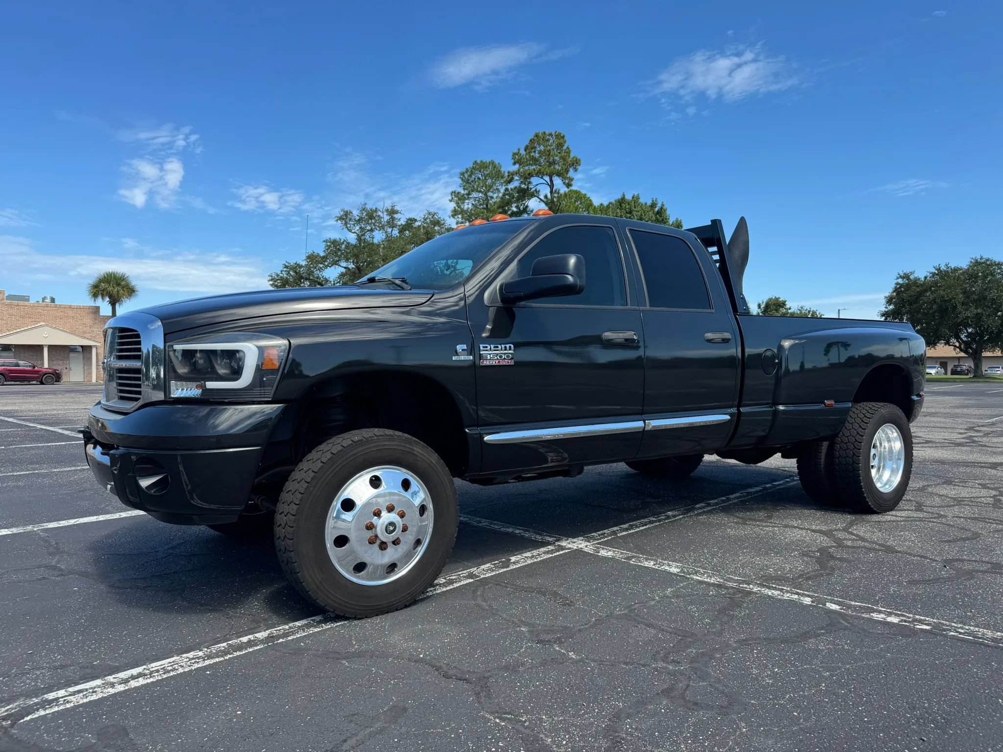 Used 2009 Dodge Ram 3500 Truck Laramie w/ Trailer Tow Group AWD/4WD image 2