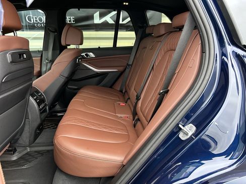 Used 2024 BMW X5 M60i image 12