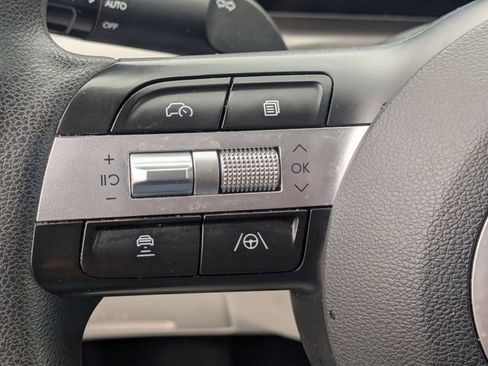 Used 2025 Hyundai Tucson SEL image 17