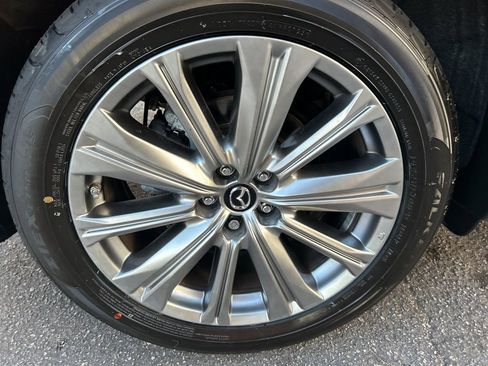 Used 2018 Ford F150 XLT w/ Equipment Group 302A Luxury image 25