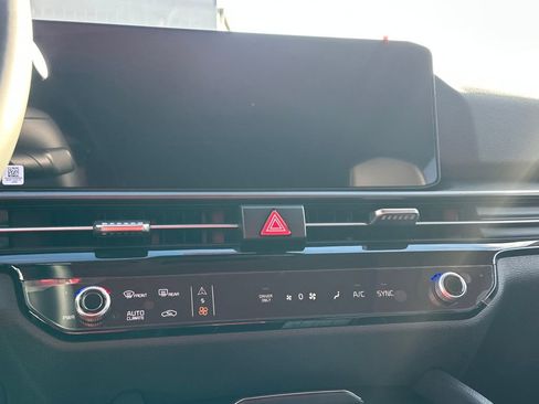 New 2026 Kia Sportage EX w/ EX Panoramic Sunroof Package image 24