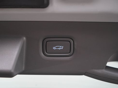 Certified 2024 Hyundai Ioniq 5 SEL AWD/4WD image 17