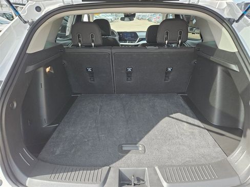 Used 2025 Chevrolet Trax LS image 24