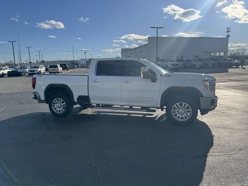 Used 2022 GMC Sierra 2500 SLT w/ SLT Premium Package image 4
