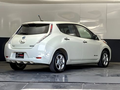 Used 2012 Nissan Leaf SV FWD image 3