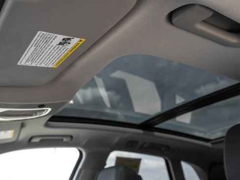 Certified 2023 Audi Q5 2.0T Premium Plus w/ Premium Plus Package AWD/4WD image 11