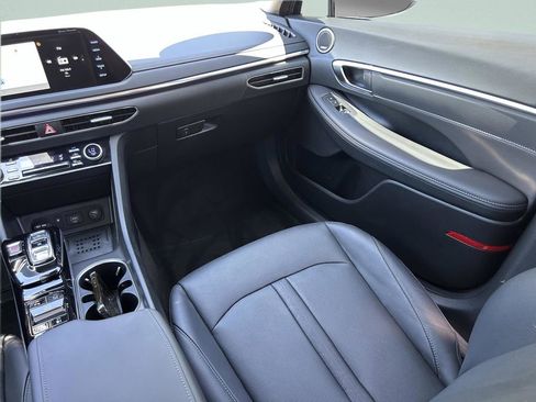 Used 2023 Hyundai Sonata Limited FWD image 18