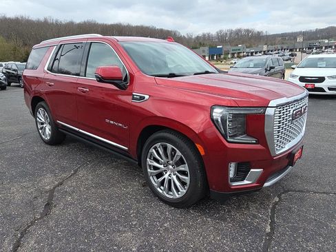Used 2023 GMC Yukon Denali w/ Denali Reserve Package AWD/4WD image 2