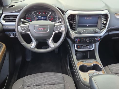 Certified 2022 GMC Acadia SLE AWD/4WD image 11