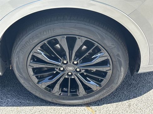 Used 2023 Ford Escape ST-Line Elite image 12