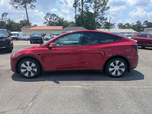 Used 2021 Tesla Model Y Long Range AWD/4WD image 7