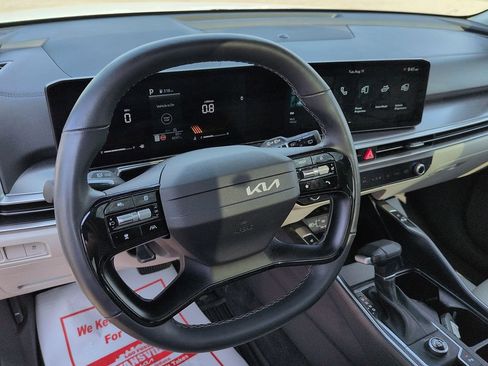 Used 2026 Kia Sorento S w/ S Panoramic Sunroof Package FWD image 9