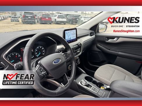 Used 2021 Ford Escape SE w/ SE Sport Appearance Package AWD/4WD image 23