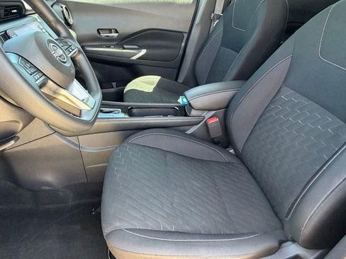 Used 2024 Nissan Kicks SV FWD image 12