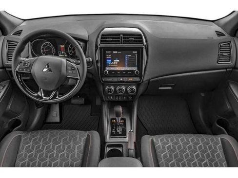Used 2025 Mitsubishi Outlander Sport SE AWD/4WD image 4