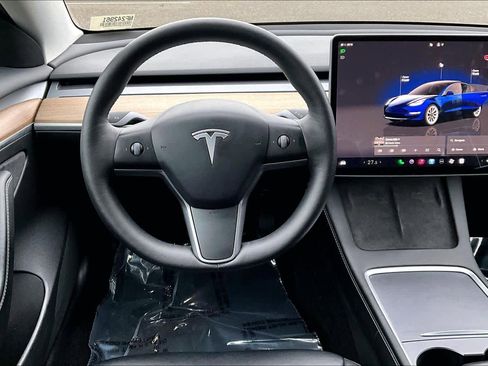 Used 2022 Tesla Model 3 Long Range image 5