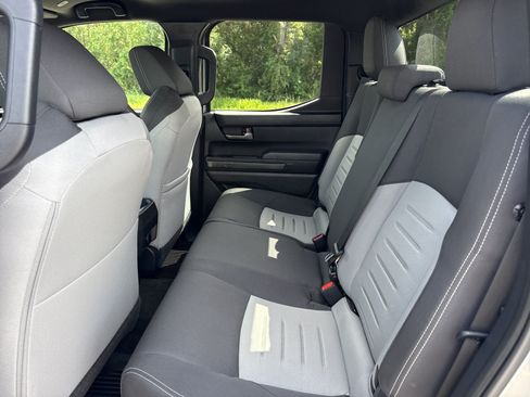 Used 2025 Toyota Tacoma TRD Sport AWD/4WD image 13
