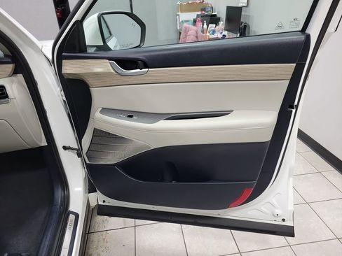 Used 2021 Hyundai Palisade Limited image 32