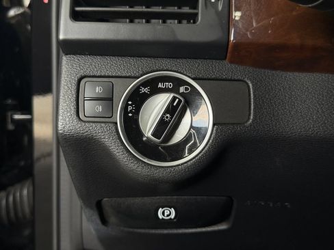 Used 2012 Mercedes-Benz GLK 350 2WD image 19