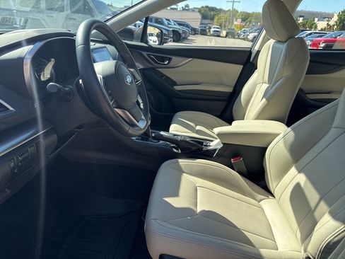 Used 2021 Subaru Impreza 2.0i Limited image 4