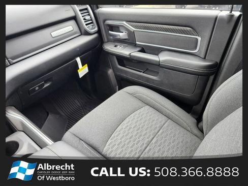 New 2026 RAM 2500 Big Horn AWD/4WD image 15