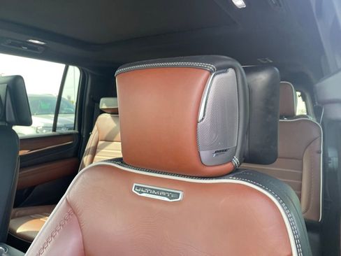 Used 2023 GMC Yukon XL Denali Ultimate AWD/4WD image 22