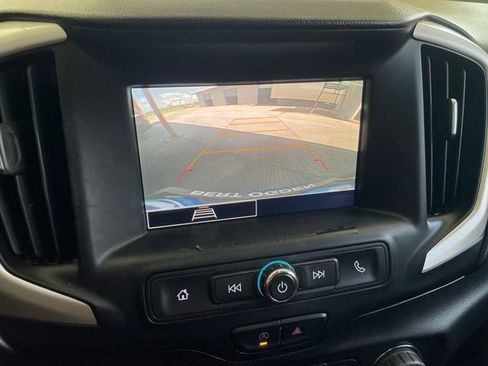 Used 2022 GMC Terrain SLE w/ Driver Convenience Package FWD image 14