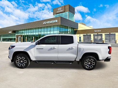 Used 2023 Chevrolet Colorado LT w/ LT Convenience Package RWD image 9