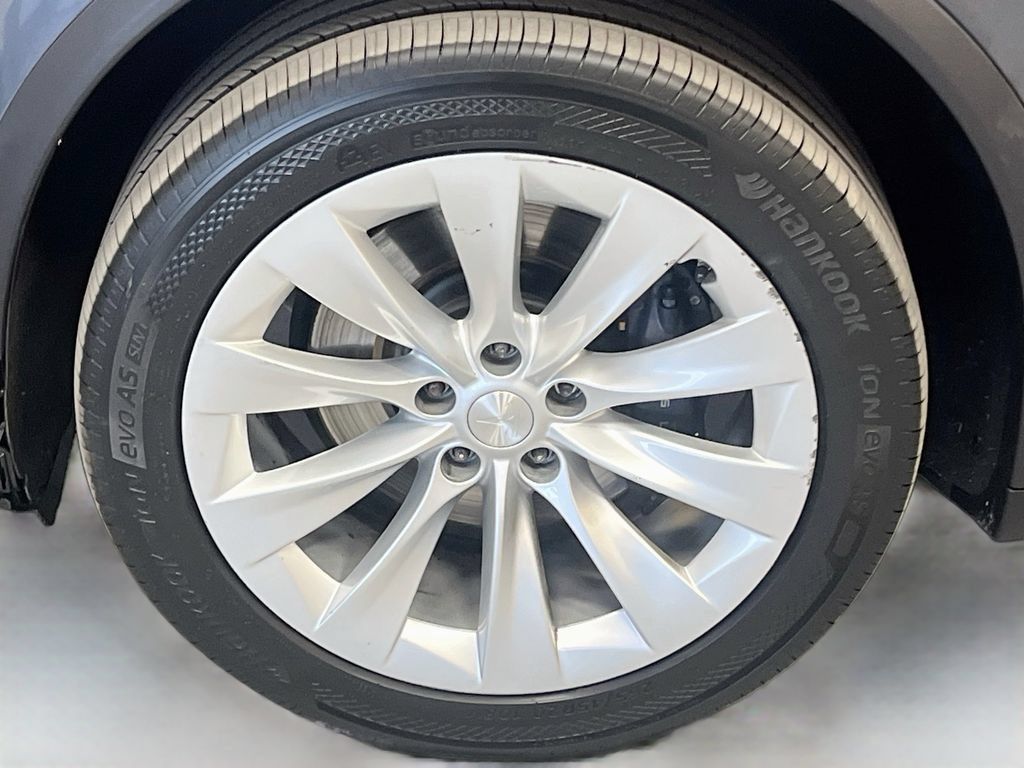 Used 2019 Tesla Model X AWD/4WD image 30