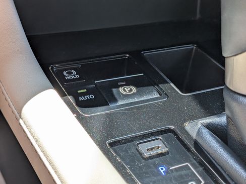 Used 2017 Lexus RX 350 FWD w/ Accessory Package image 31
