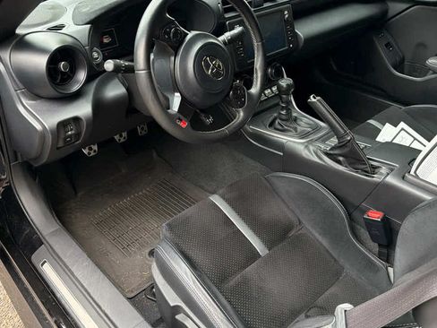 Used 2024 Toyota GR86 Premium w/ Performance Package RWD image 4