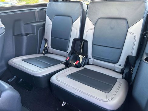 Used 2021 Ford Bronco Wildtrak image 11