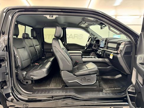 Used 2023 Ford F350 Lariat w/ Chrome Package AWD/4WD image 18