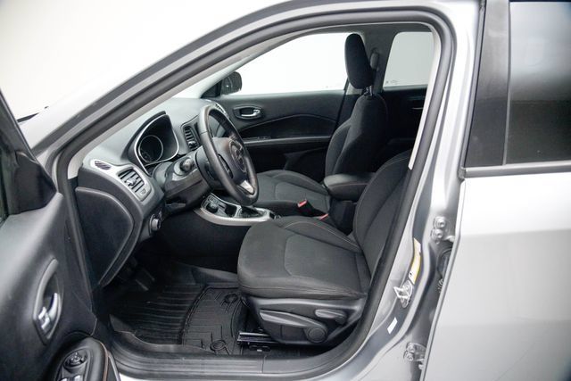 Used 2019 Jeep Compass Sport AWD/4WD image 23