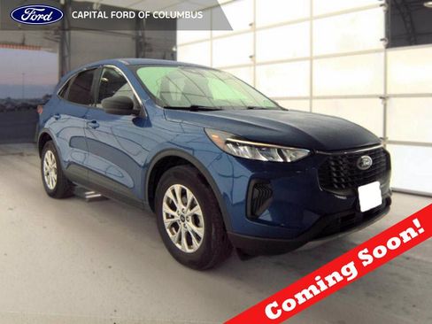 Used 2023 Ford Escape Active w/ Tech Pack #1 AWD/4WD image 1