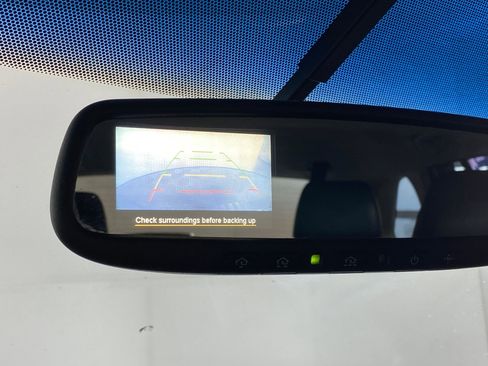 Used 2011 Subaru Outback 2.5i Limited image 21