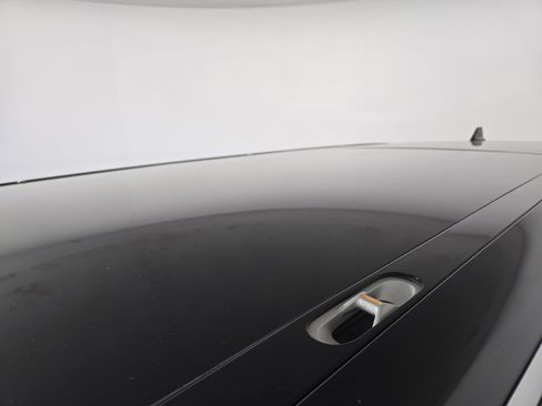 Used 2024 Rivian R1S Adventure image 13