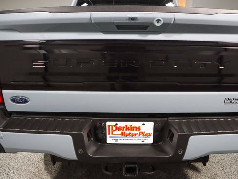 Used 2025 Ford F250 Platinum AWD/4WD image 8
