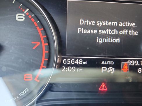 Used 2021 Audi Q5 Premium w/ Convenience Package image 33