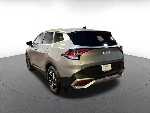 Used 2025 Kia Sportage LX image 11