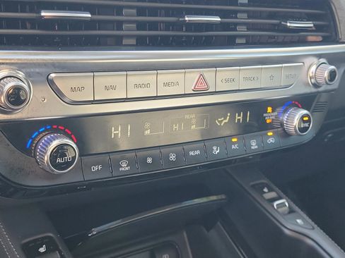 Used 2022 Kia Telluride EX w/ EX Premium Package image 31