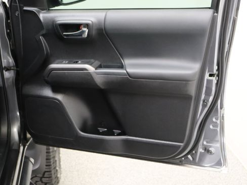 Used 2023 Toyota Tacoma TRD Off-Road AWD/4WD image 35