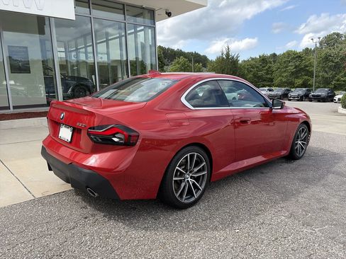 Used 2022 BMW 230i Coupe w/ Convenience Package RWD image 8