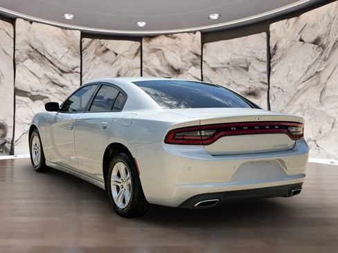 Used 2021 Dodge Charger SXT w/ Leather Interior Group RWD image 4